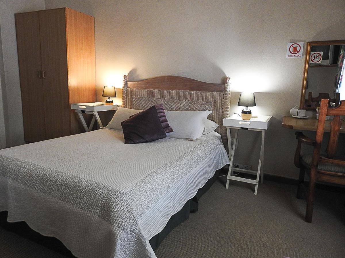 Хостел Mosselbay Backpackers Моссел-Бей Экстерьер фото