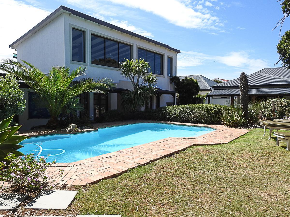 Хостел Mosselbay Backpackers Моссел-Бей Экстерьер фото