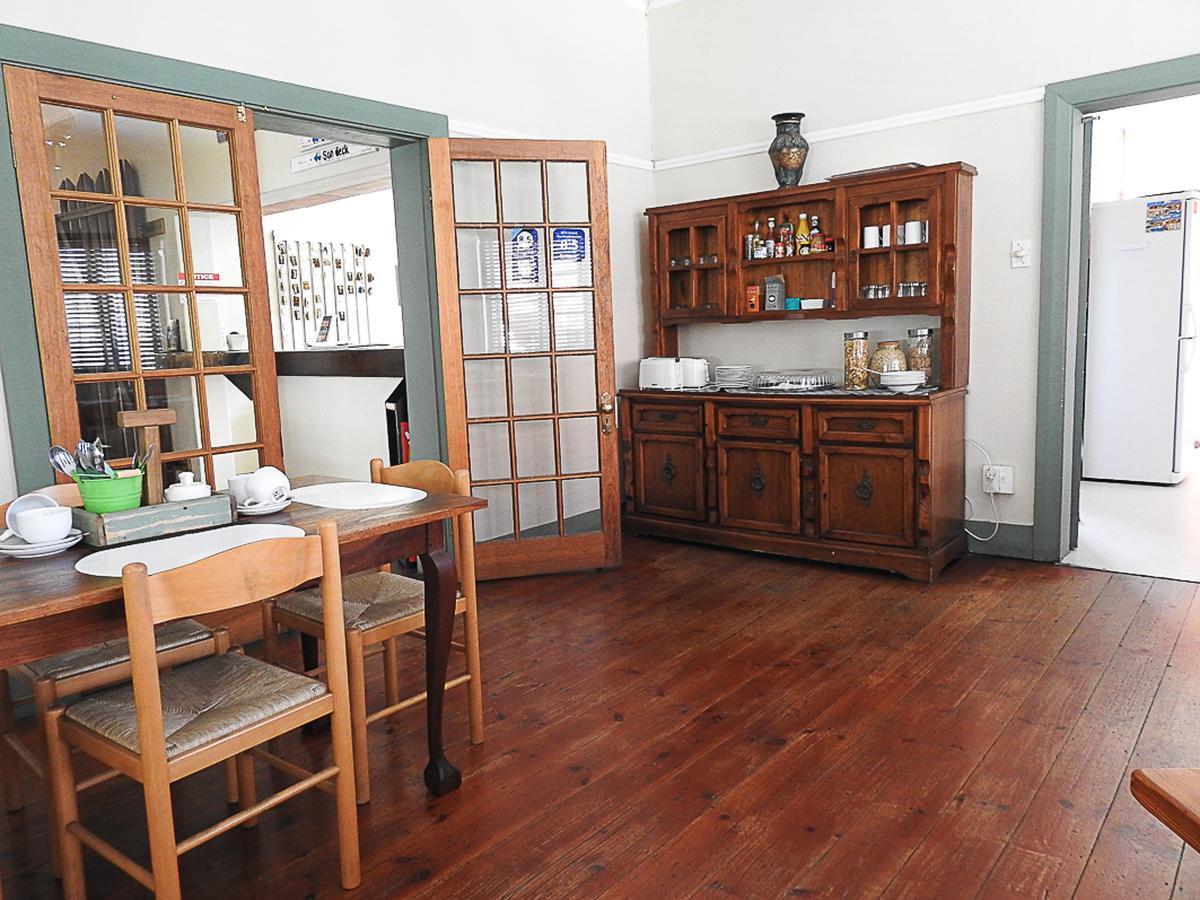 Хостел Mosselbay Backpackers Моссел-Бей Экстерьер фото