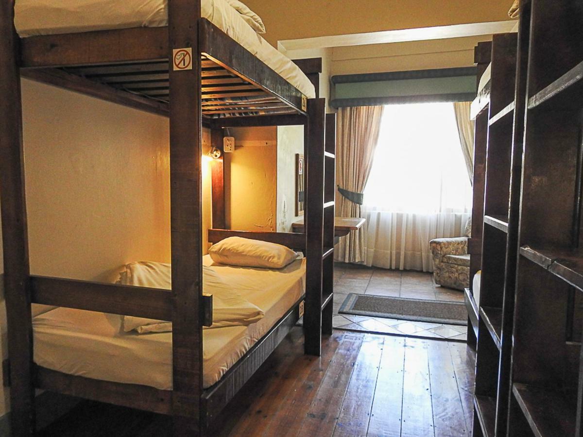 Хостел Mosselbay Backpackers Моссел-Бей Экстерьер фото