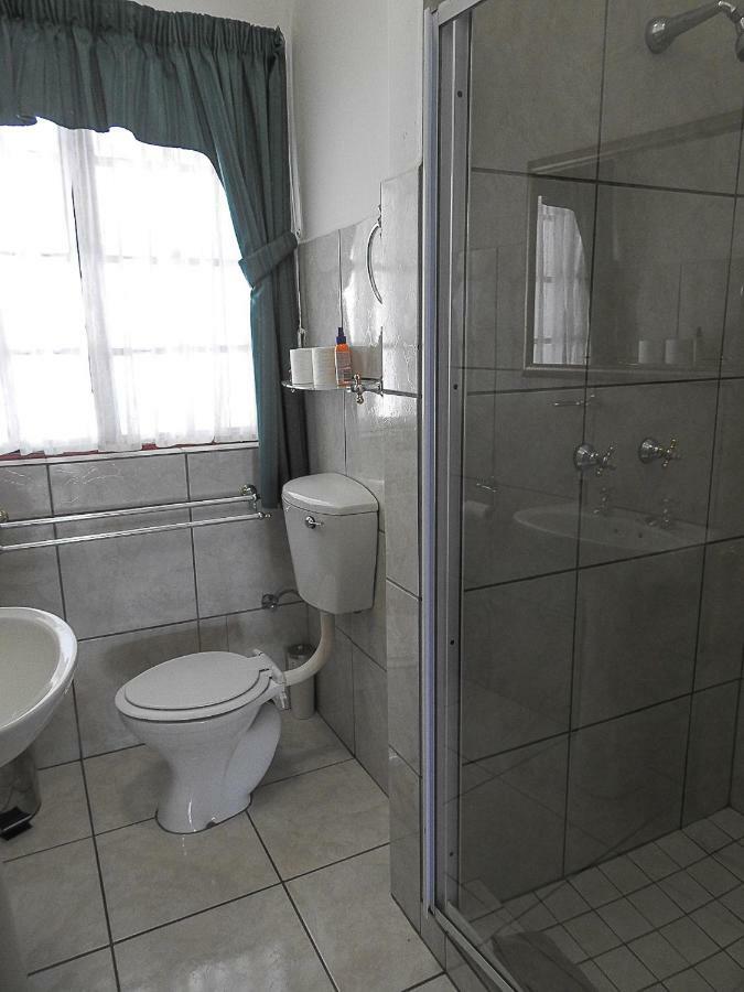 Хостел Mosselbay Backpackers Моссел-Бей Экстерьер фото